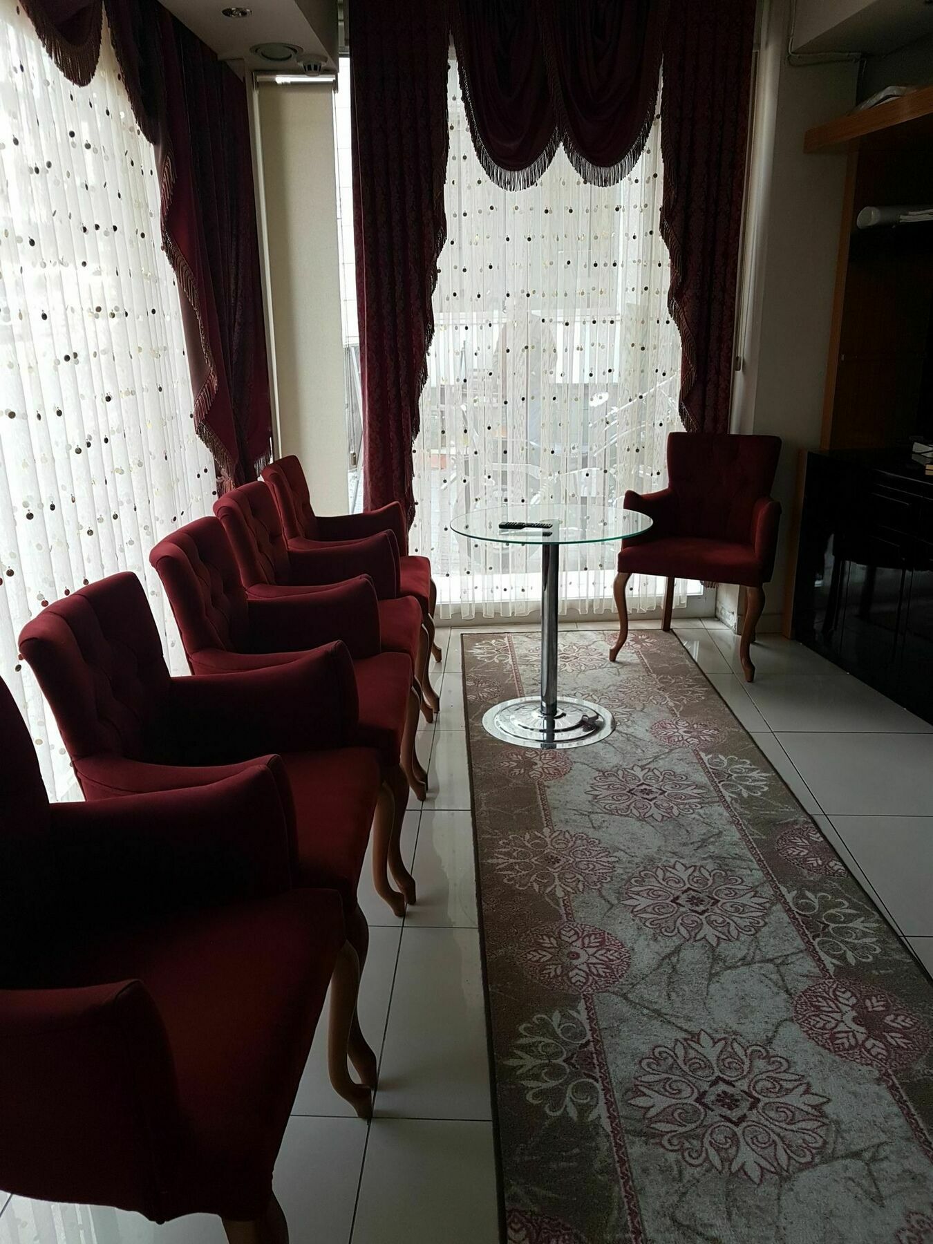 Can Hotel Bursa Bagian luar foto